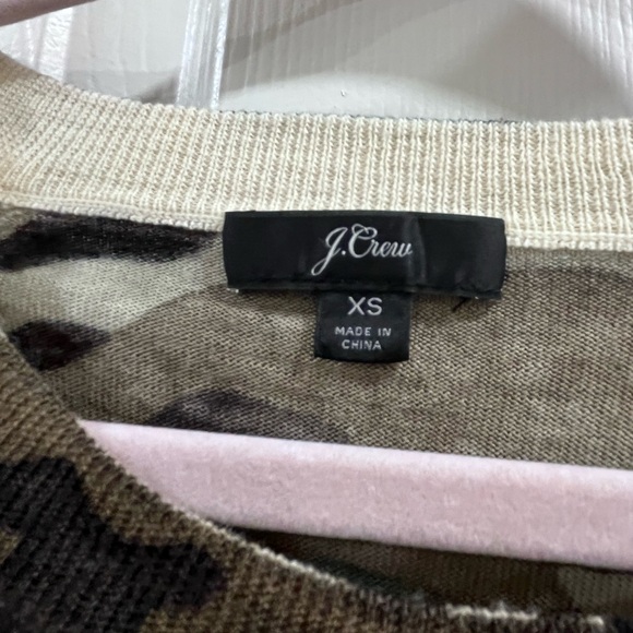 J crew sweater - Picture 2 of 4